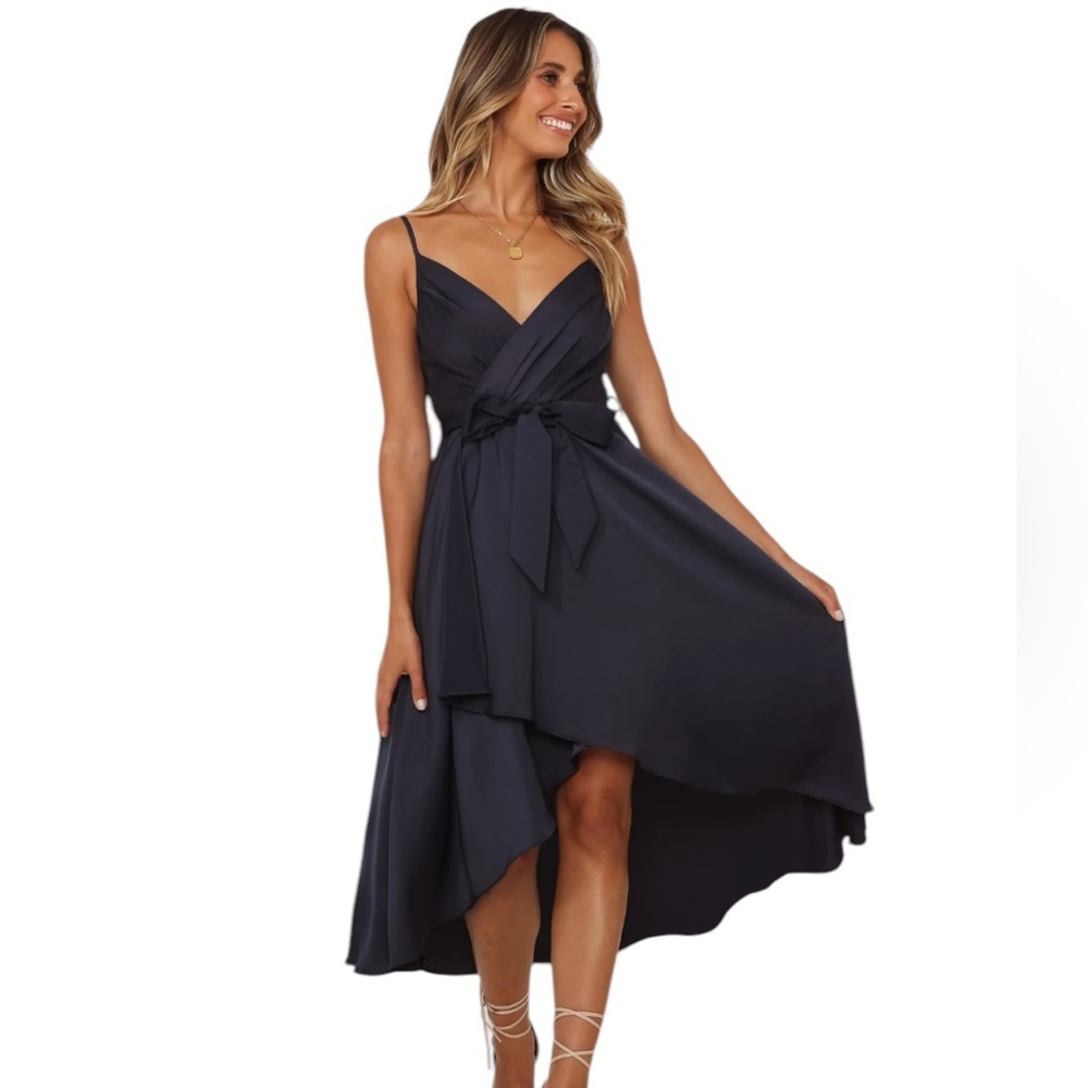 Here Comes The Sun Breezy Asymmetric V Neck Belted Navy Midi Dress Size XS/6 NWT